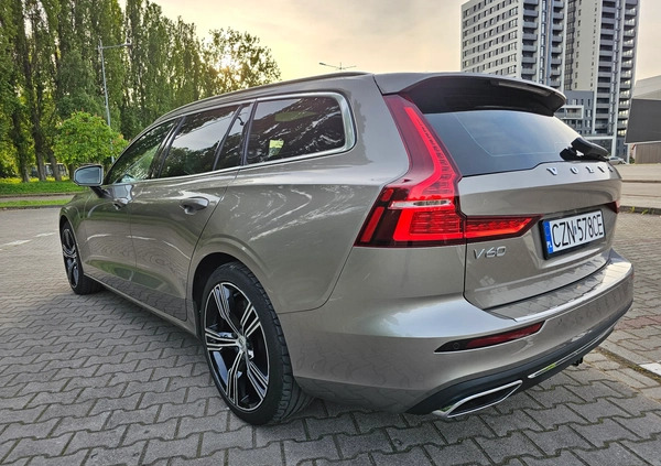 Volvo V60 cena 98500 przebieg: 164354, rok produkcji 2019 z Bydgoszcz małe 781